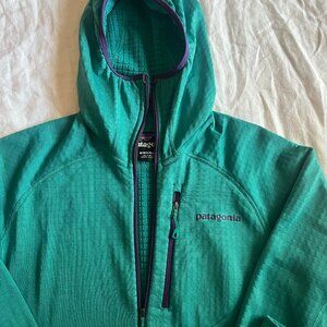 Retro Vintage Green and Purple Patagonia fleece